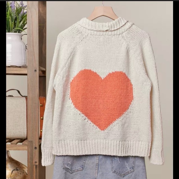 Mello Cream Cardigan with Heart Detail size Large NWT - Picture 2 of 6